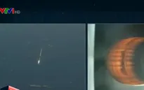 Tên lửa đẩy SpaceX lần đầu tiên hạ cánh thành công trên biển