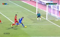 VIDEO: Pha làm bàn đẹp mắt từ góc hẹp của Siroch Chatthong