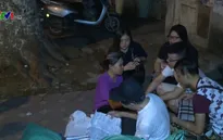 "Ấm" - dùng sức trẻ để giúp đỡ những người vô gia cư