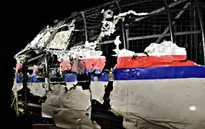 Ngoại trưởng Australia: Công bố danh tính thủ phạm bắn rơi MH17 vào cuối năm
