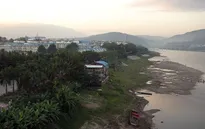 Trung Quốc xả nước về hạ lưu sông Mekong
