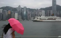 Bão Nida quét qua Hong Kong, hơn 150 chuyến bay bị hủy bỏ