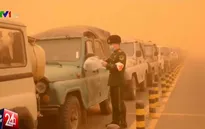 Bão cát kinh hoàng "nhuộm đỏ" Đông Bắc Trung Quốc