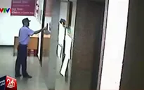 Bảo vệ chung cư báo cháy giả giữa đêm khuya, cư dân tán loạn