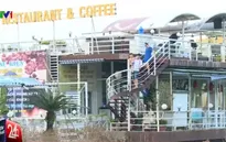 Phải tạm dừng hoạt động, du thuyền, nhà nổi Hồ Tây vẫn đón khách