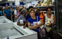 Người dân Venezuela được nghỉ làm vào thứ Sáu vì thiếu điện