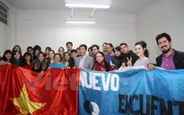 Đông đảo sinh viên Argentina quan tâm tìm hiểu về Việt Nam