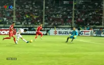 VIDEO: Văn Quyết sút chéo góc, mở tỷ số cho ĐT Việt Nam