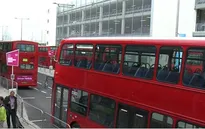Anh: Triển khai xe bus 2 tầng chạy bằng năng lượng sạch