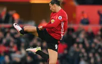 Fan Man Utd phẫn nộ vì tuyệt phẩm của Ibrahimovic bị trọng tài "đánh cắp"