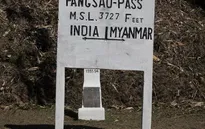 Ấn Độ mở 2 cửa khẩu biên giới với Myanmar và Bangladesh