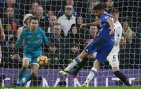 Chelsea 3-1 Swansea: Premier League? - Không đối thủ