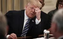 Ông Donald Trump "đau đầu" vì ghế Bộ trưởng Hải quân Mỹ