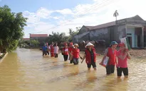 Cứu trợ bà con vùng lũ như thế nào cho hiệu quả?