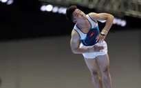 Lê Thanh Tùng bảo vệ thành công HCV nhảy chống tại SEA Games 29