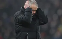 Man Utd quay cuồng trong cơn bão chấn thương