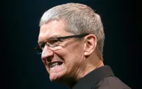 Bố bị Apple đuổi việc vì con gái để lộ iPhone X