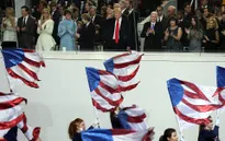 Hình ảnh đáng nhớ trong lễ tuyên thệ nhậm chức của Tổng thống Mỹ Donald Trump