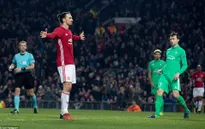 Ibrahimovic lập hat-trick, Man Utd đại thắng St Etienne