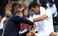 Djokovic dừng bước tại tứ kết Wimbledon do chấn thương