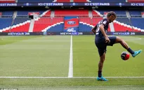Neymar: Đừng so sánh tôi với Luis Figo
