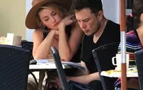 Tỷ phú Elon Musk không trở lại với vợ cũ của Johnny Depp