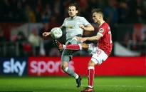 Người cũ dụ dỗ sao Man Utd chia tay Old Trafford