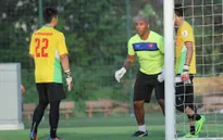 HLV thủ môn Jason Brown: "Nhiều thủ môn Việt Nam có thể chơi bóng ở châu Âu"