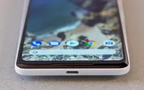 Google phân trần về việc "bắt chước" Apple khi bỏ jack 3.5mm trên Pixel 2