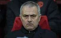Chelsea chần chừ bán người, Mourinho lớn tiếng đe dọa