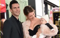 Adam Levine “phát cuồng” vì con gái Dusty Rose