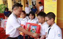 Chuyến xe “Cùng em đi học” tiếp tục lăn bánh