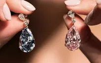 Đôi khuyên tai kim cương đạt mức giá kỷ lục