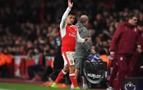 Arsenal gặp khó trước mùa giải 2017 - 2018