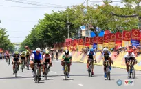 Giải xe đạp quốc tế VTV Cúp Tôn Hoa Sen 2017: Lê Văn Duẩn giành chiến thắng chặng 7