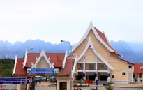 Bàn giao Làng Hữu nghị Thanh niên biên giới Lào - Việt Nam