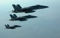 Mỹ bắn rơi máy bay quân đội Syria