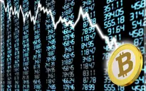 Tiền ảo bitcoin lao dốc, giảm gần 50% giá trị