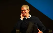CEO của Apple kiếm được bao nhiêu tiền trong năm 2016?