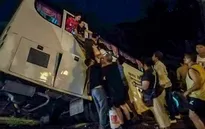 Tai nạn xe bus tại Thái Lan, 23 người bị thương