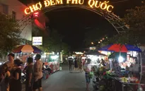 Thưởng thức hải sản ở chợ đêm đảo ngọc Phú Quốc