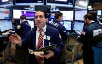 Chứng khoán Mỹ sụt giảm mạnh do hoài nghi chính sách kinh tế của ông Trump