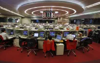 Chứng khoán Hong Kong lần đầu vượt mốc 30.000 điểm trong 10 năm qua