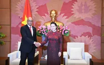 Chủ tịch Quốc hội tiếp Đại sứ Cuba