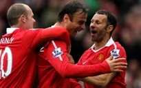 Berbatov tái hợp Ryan Giggs "so giày" với Luis Figo
