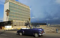 Mỹ ngừng cấp thị thực vô thời hạn cho công dân Cuba