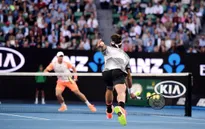 VIDEO: Những diễn biến chính trận đấu giữa Roger Federer - Mischa Zverev