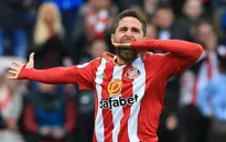 AC Milan bất ngờ muốn cứu sao Sunderland khỏi "tàu đắm"