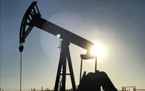 Giá dầu thế giới đi xuống do lo ngại OPEC tăng khai thác