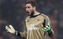 Thủ thành "cạn tình", AC Milan vẫn hứa bao dung